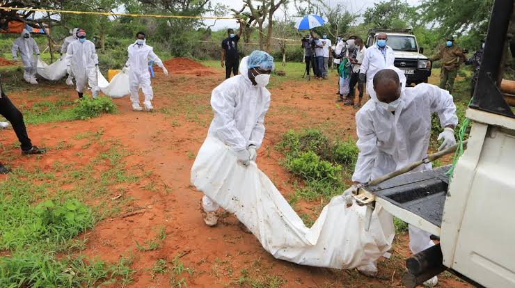 Polícia encontra corpos de crianças em vala comum de seita religiosa no&nbsp;Quênia