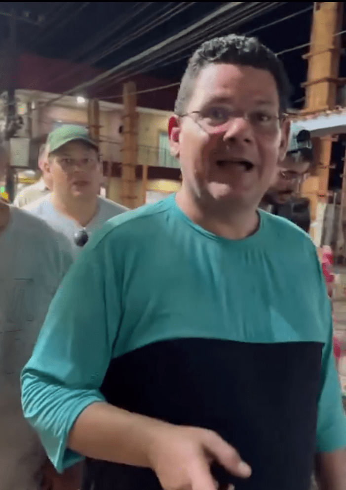 Descompromisso Político em Foco: Arrascabeça Brilha no Festival do Camarão no Pará, Enquanto Líderes Políticos do Amapá Ignoram Festivais de Verão no&nbsp;Estado