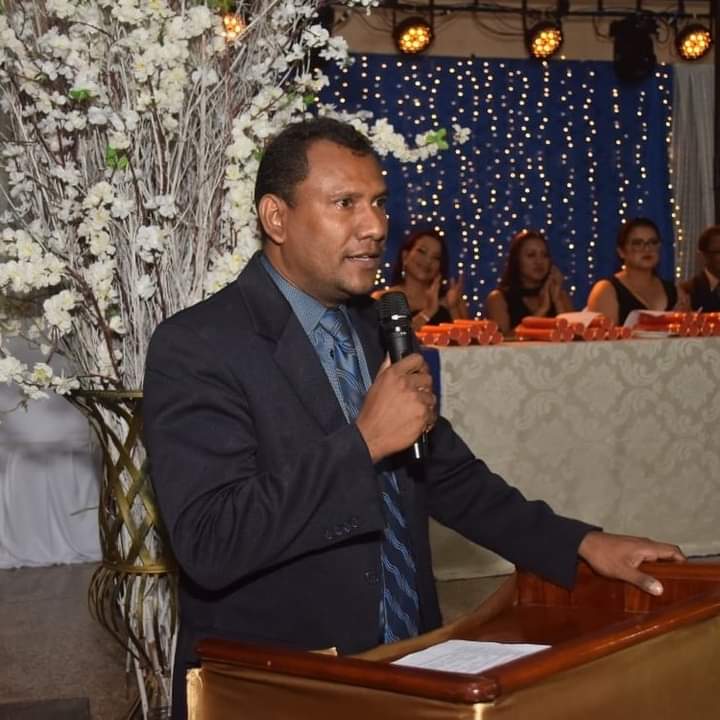 Santana em Foco: Professor Zé Roberto Conquista Alianças Estratégicas Na Corrida&nbsp;Eleitoral